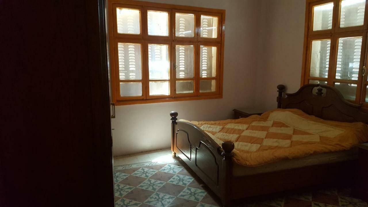 Castle House Apartment Karak Bagian luar foto