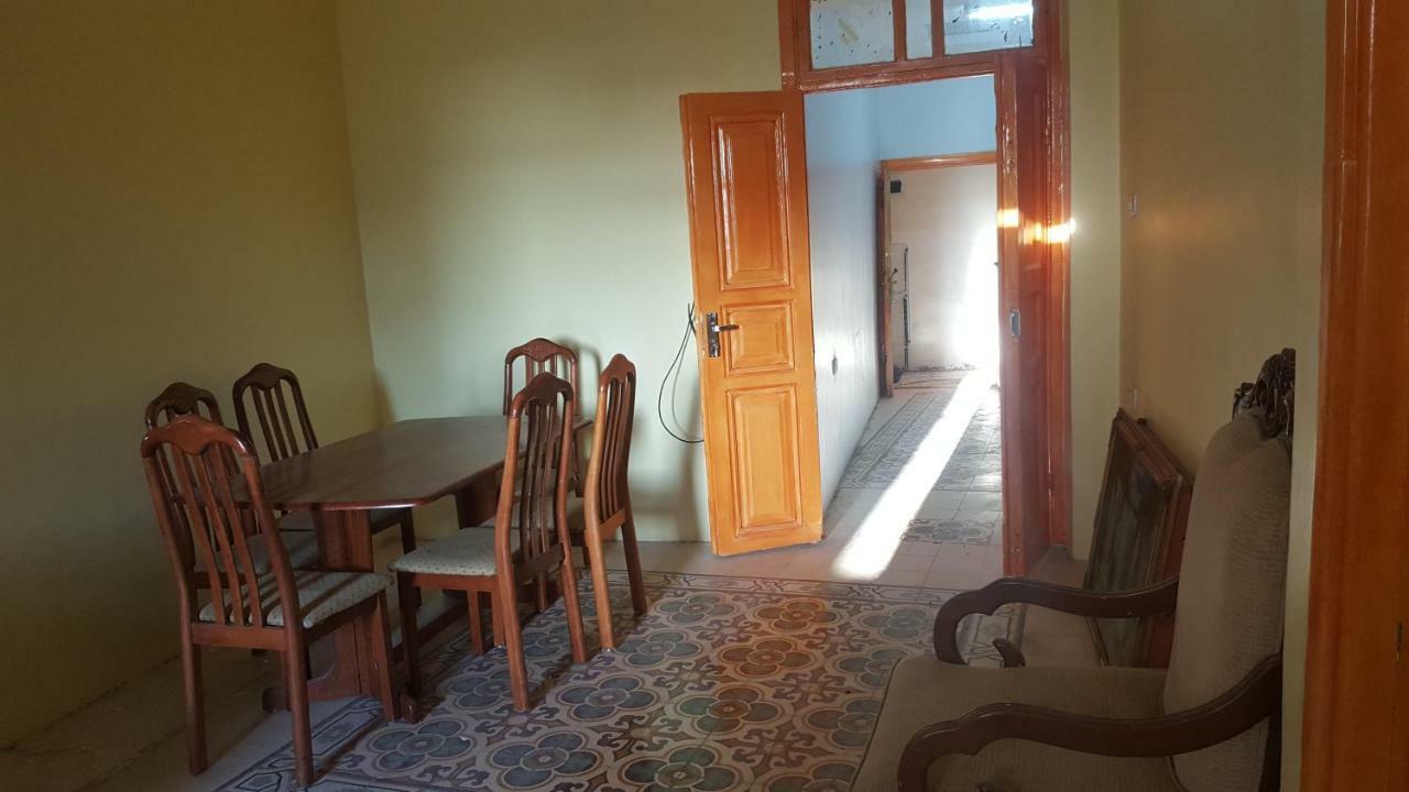 Castle House Apartment Karak Bagian luar foto